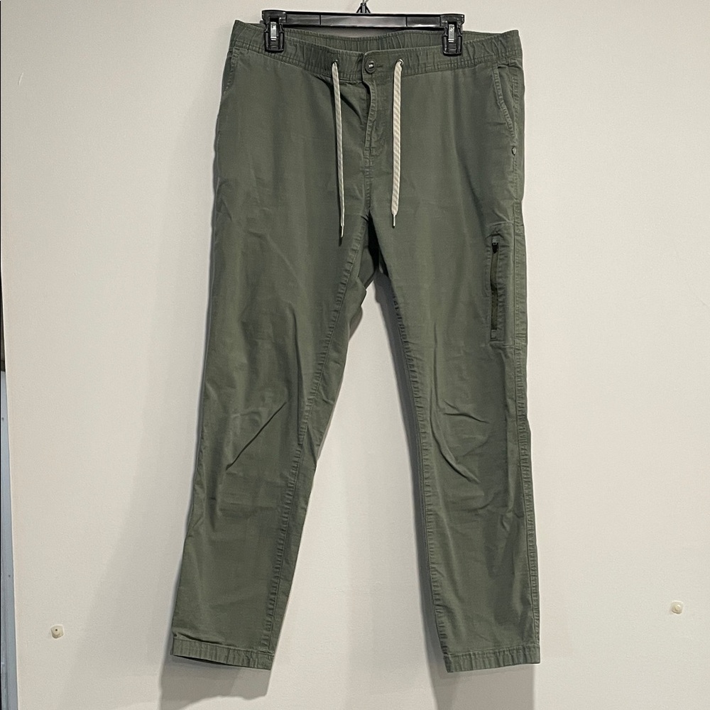 Vuori Men's Sage Cargo Pants